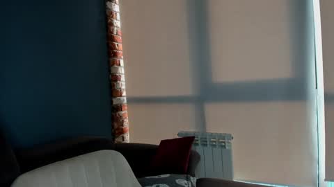 monica_weisss online show from 01.22.25