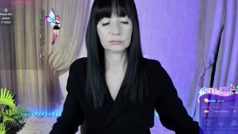 Snapshot of monicacheerful chatting on 12.17.25 Monica online show from 12.17.25