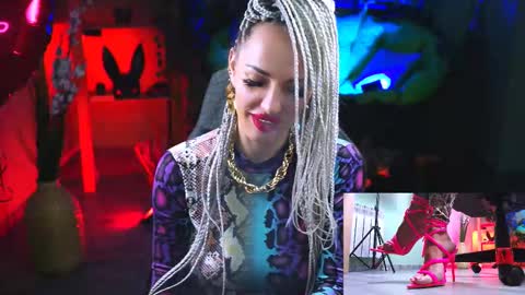 Monika online show from 02.22.25