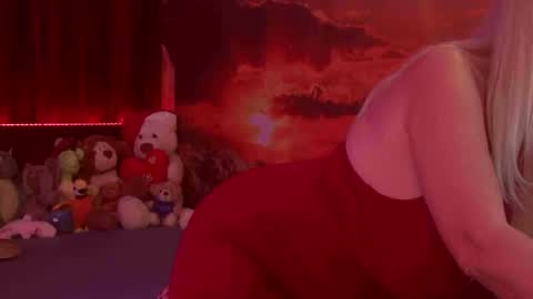 Snapshot of monicutex chatting on 01.16.25 Monika    online show from 01.16.25