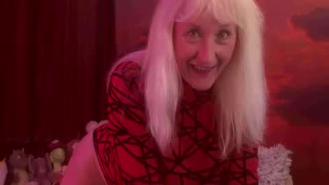 Monika    online show from 11.01.25