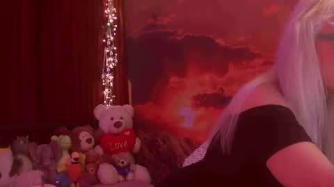 Monika    online show from 12.15.25