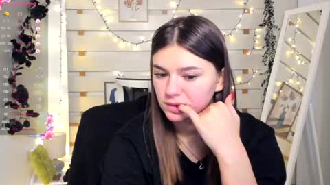 Snapshot of monika_youu chatting on 01.10.26 Monika online show from 01.10.26