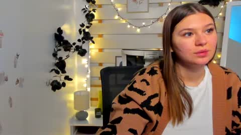 Snapshot of monika_youu chatting on 02.16.26 Monika online show from 02.16.26