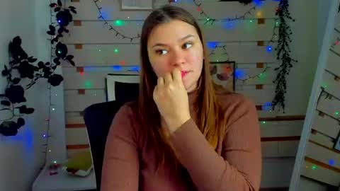 Monika online show from 04.18.26