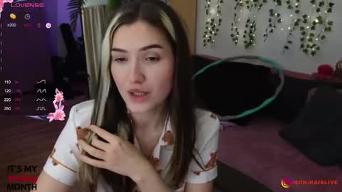 Monika online show from 09.15.25