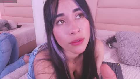 Adriana online show from 12.16.25