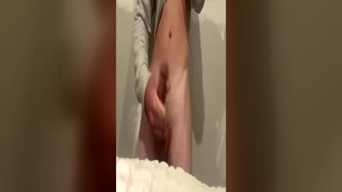 Snapshot of monstacock10420420 chatting on 06.27.26 monstacock10420420 online show from 06.27.26