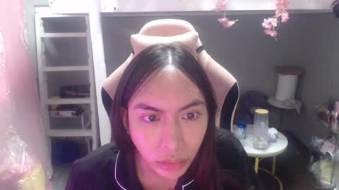 ELYSE A SIMPLE GIRL online show from 11.16.25