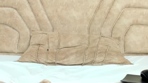 Snapshot of monsterhole91 chatting on 12.19.24 Linda Darling online show from 12.19.24