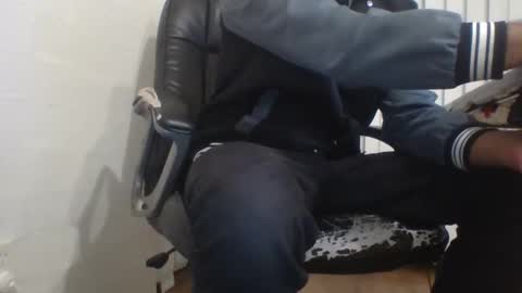 Snapshot of monsterr2209 chatting on 10.19.25 monsterr2209 online show from 10.19.25