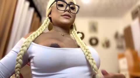 Ruthie online show from 11.26.25