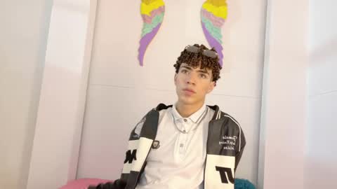 Snapshot of monyel_blake chatting on 05.27.26 online show from 05.27.26