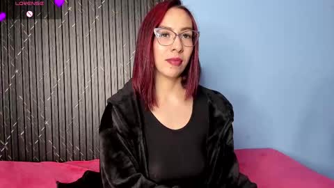 moolly_evanz online show from 04.15.26