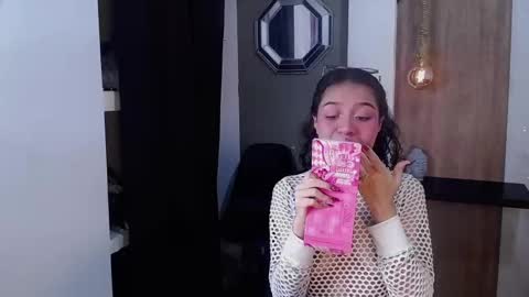 moon_and_fire_ online show from 11.07.25