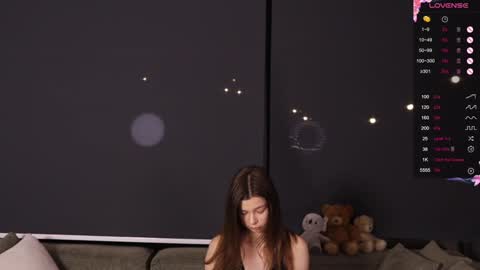 Snapshot of moon_night_anna chatting on 12.17.24 Anna Trass online show from 12.17.24