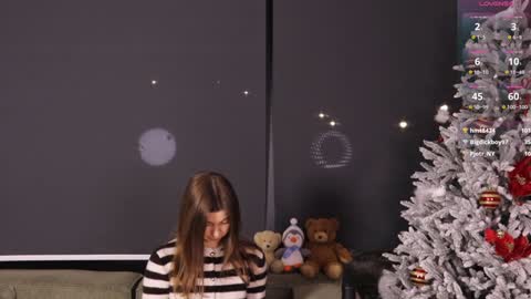 Snapshot of moon_night_anna chatting on 01.17.25 Anna Trass online show from 01.17.25