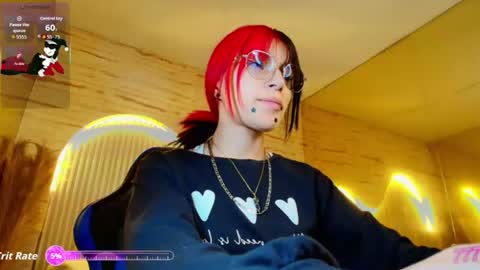 Snapshot of moon_red_r chatting on 06.10.26 Moon online show from 06.10.26