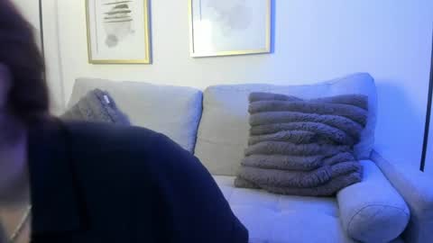 Moon  online show from 04.01.26