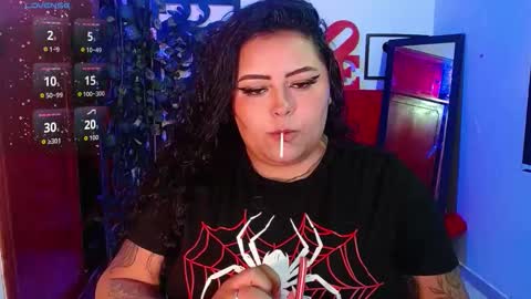 Snapshot of moon_sunflowers chatting on 11.24.25 moon_sunflowers online show from 11.24.25