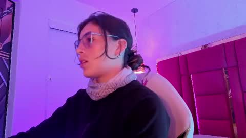 Snapshot of moon_winy chatting on 07.05.26 Winy online show from 07.05.26