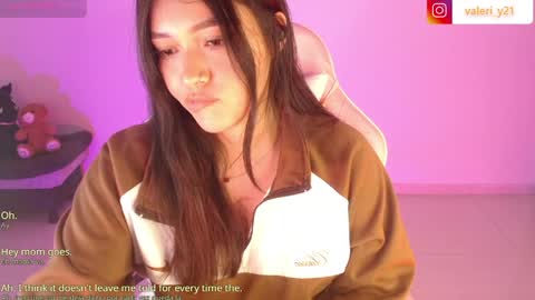 Snapshot of moonbella_bell chatting on 05.10.26 bell online show from 05.10.26