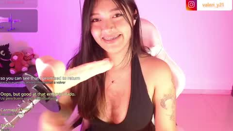 Snapshot of moonbella_bell chatting on 05.31.26 bell online show from 05.31.26