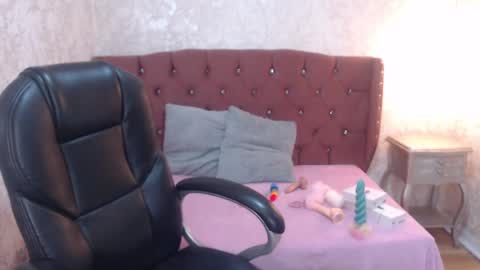 Charlotte online show from 03.06.25