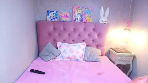 Charlotte online show from 04.18.26