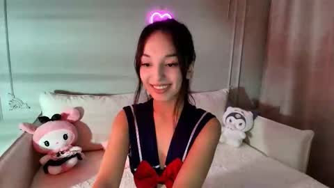 Mia online show from 11.30.25