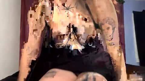 Snapshot of moonkitty6969 chatting on 09.17.25 Moonkitty online show from 09.17.25