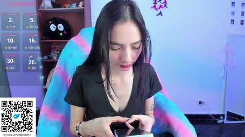 MOON  online show from 01.28.25