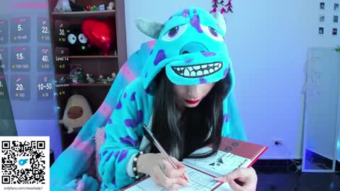 MOON  online show from 01.29.25