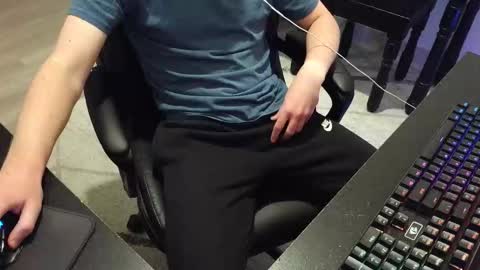 moonlighter7 online show from 11.06.25