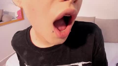 Kitty online show from 12.03.25