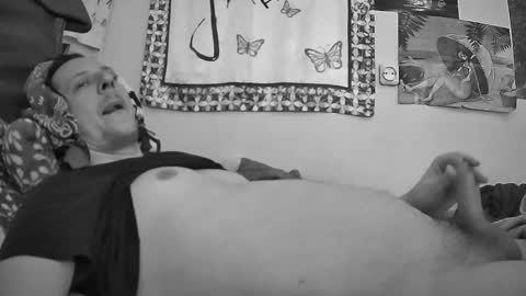 Snapshot of moonlucky007 chatting on 03.06.25 Moonlucky007 online show from 03.06.25