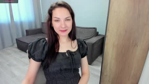 Snapshot of moonmila23 chatting on 03.01.25 moonmila23 online show from 03.01.25