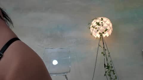 Snapshot of moonsshard chatting on 07.16.26 Moon online show from 07.16.26