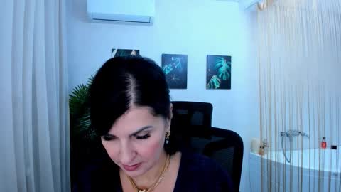 Ask me  online show from 11.27.25