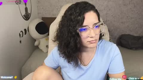 Moon Woman online show from 01.23.25