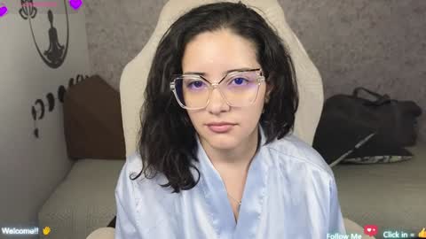 Moon Woman online show from 01.30.25