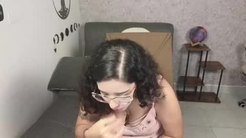 Moon Woman online show from 03.07.25