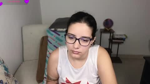 Moon Woman online show from 04.01.26