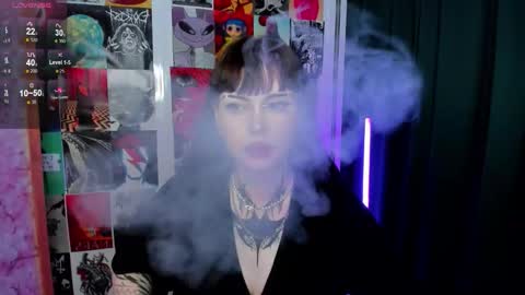 Snapshot of morana_batt chatting on 09.19.25 Morana online show from 09.19.25