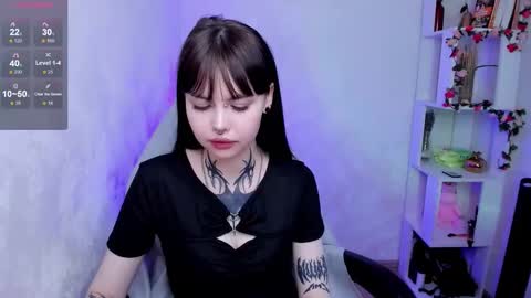 Snapshot of morana_batt chatting on 10.16.25 Morana online show from 10.16.25