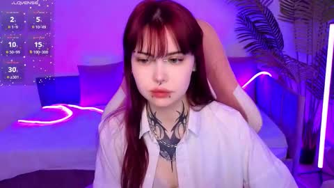 Snapshot of morana_batt chatting on 11.18.25 Morana online show from 11.18.25