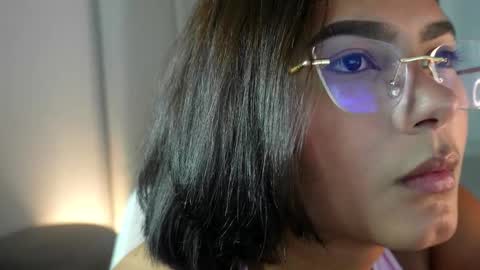 Snapshot of morgana_04 chatting on 10.31.25 morgana_04 online show from 10.31.25