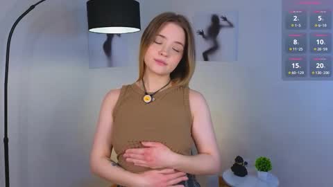 Snapshot of morganbirsner chatting on 11.10.25 Mary3 online show from 11.10.25