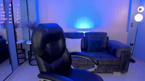 Morgan Hicks online show from 01.23.25