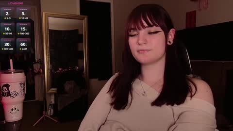 Zoey T online show from 02.06.25